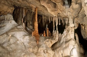 Shpella e Perama-së